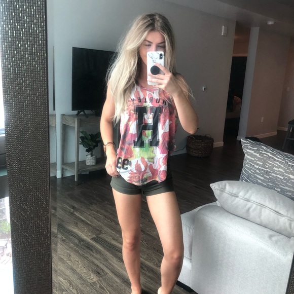 Hurley floral slit shirt - Picture 1 of 3